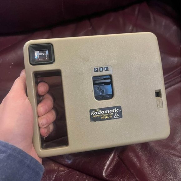 Kodak Eastman Pleaser II Kodamatic Film Camera - Picture 5 of 6